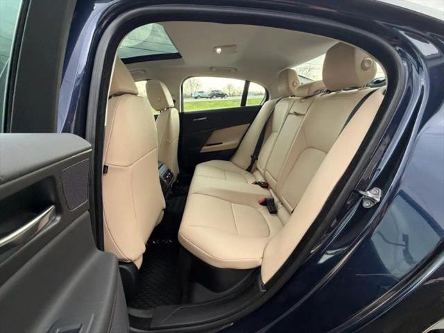 2017 Jaguar XE 35t Premium