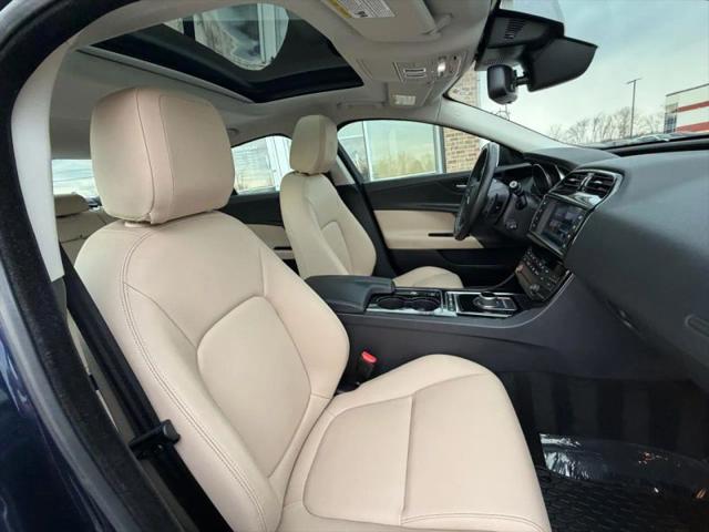 2017 Jaguar XE 35t Premium