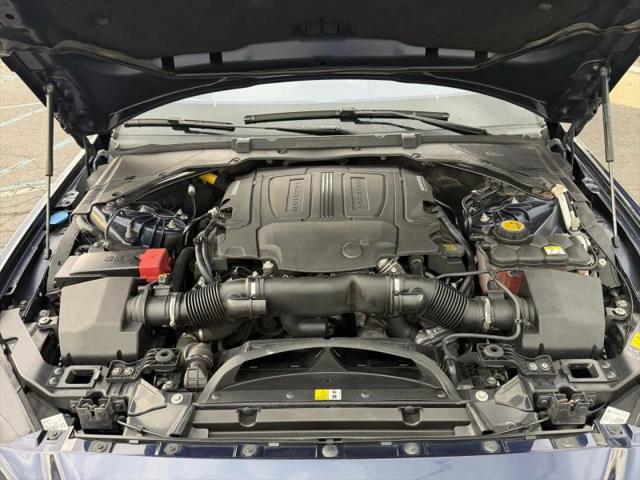 2017 Jaguar XE 35t Premium