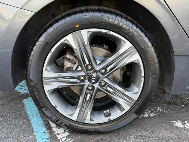 2021 Kia K5 EX