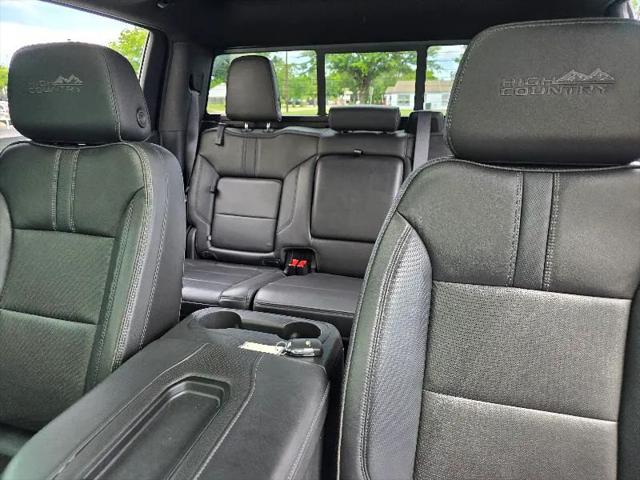 2021 Chevrolet Silverado 1500 4WD Crew Cab Short Bed High Country