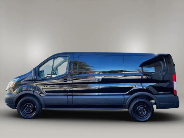 2017 Ford Transit w/Sliding Side Door w/RWB