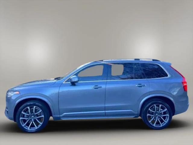 2017 Volvo XC90 T6 Momentum