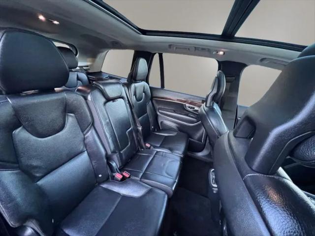 2017 Volvo XC90 T6 Momentum