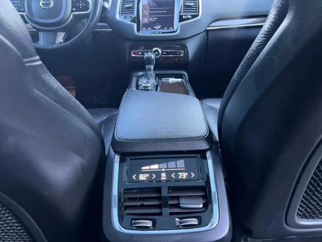 2017 Volvo XC90 T6 Momentum