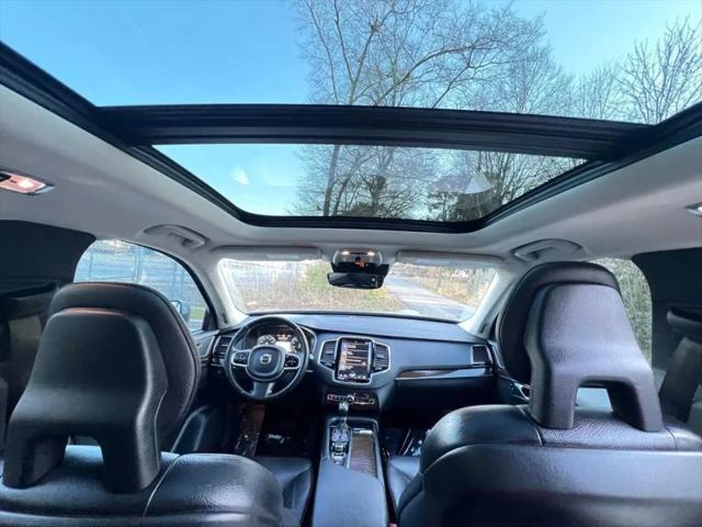 2017 Volvo XC90 T6 Momentum