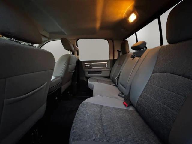 2018 Ram 1500 Big Horn Crew Cab 4x4 5'7" Box