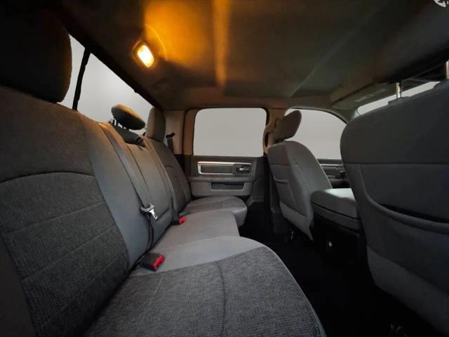2018 Ram 1500 Big Horn Crew Cab 4x4 5'7" Box