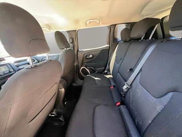 2017 Jeep Renegade Latitude FWD