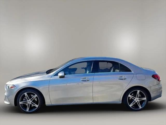 2019 Mercedes-Benz A 220 A 220
