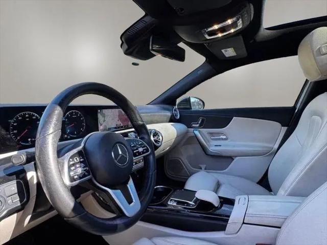2019 Mercedes-Benz A 220 A 220