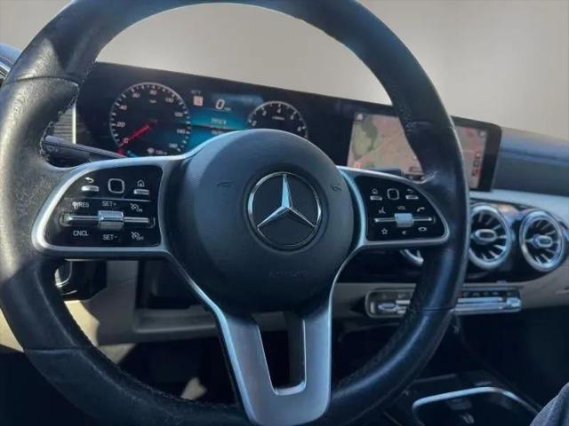 2019 Mercedes-Benz A 220 A 220