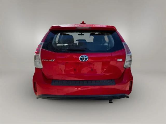 2015 Toyota Prius v Two