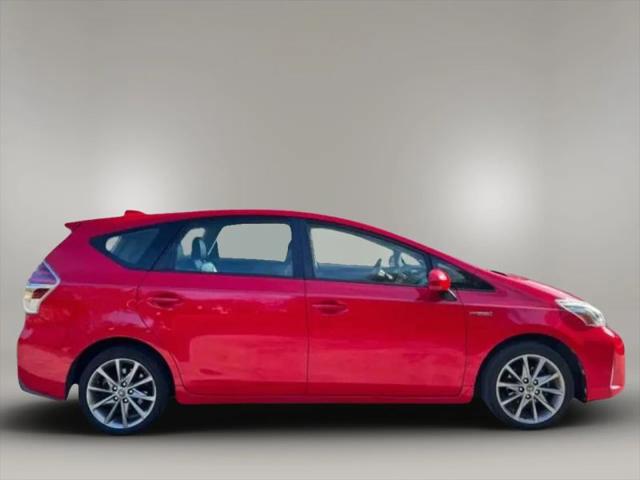 2015 Toyota Prius v Two