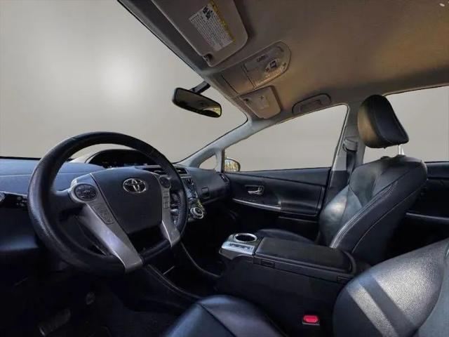 2015 Toyota Prius v Two