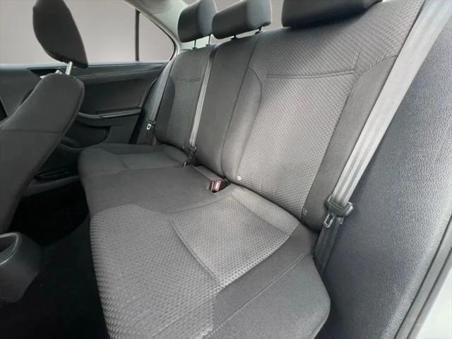 2013 Volkswagen Jetta 2.0L S