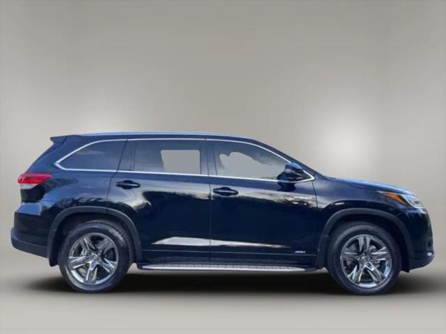 2019 Toyota Highlander Hybrid Limited Platinum