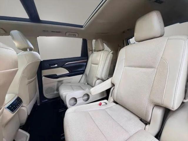 2019 Toyota Highlander Hybrid Limited Platinum