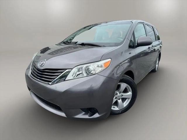 2014 Toyota Sienna LE for sale in Marietta, GA