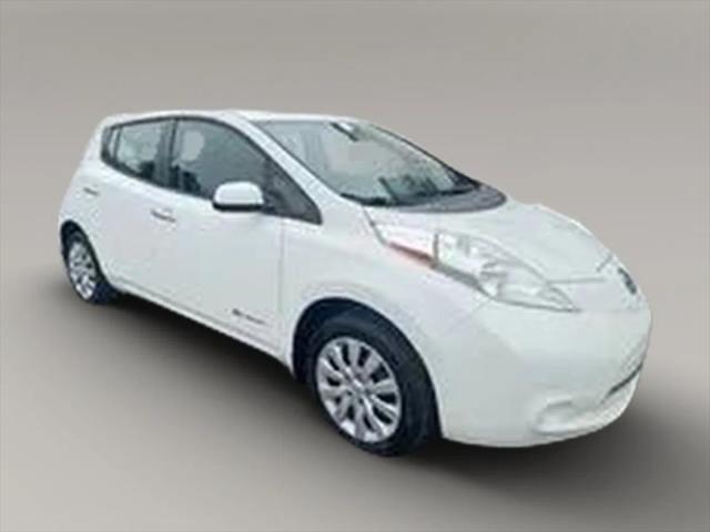 2015 Nissan LEAF S