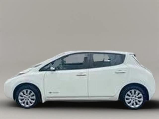 2015 Nissan LEAF S