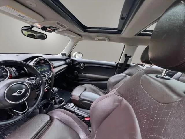 2015 MINI Hardtop Cooper