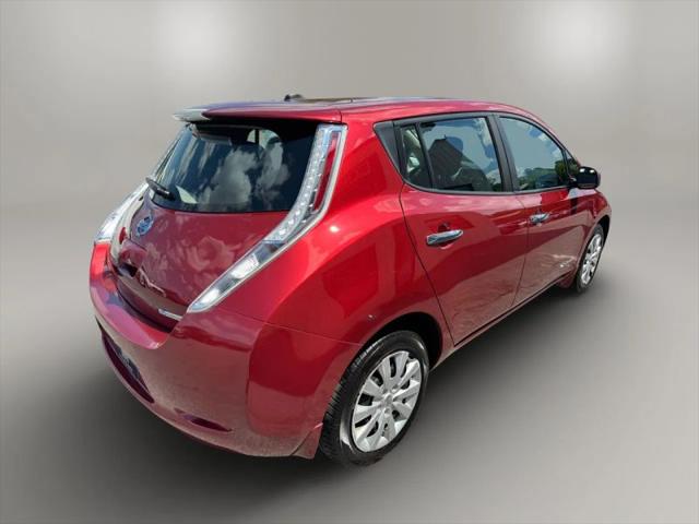 2015 Nissan LEAF S