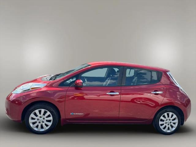 2015 Nissan LEAF S