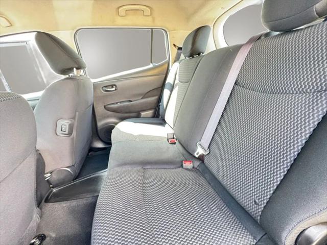 2015 Nissan LEAF S