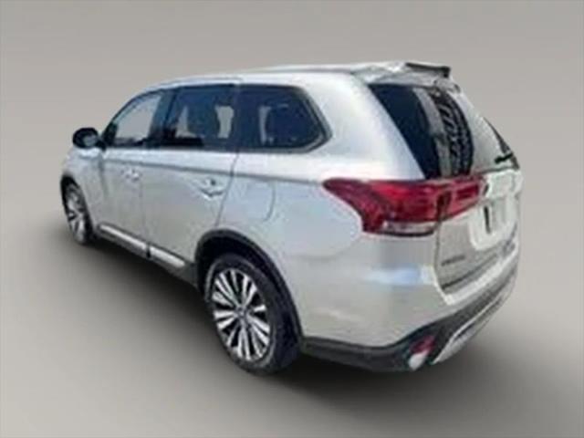 2019 Mitsubishi Outlander SE