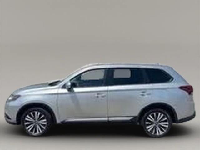 2019 Mitsubishi Outlander SE