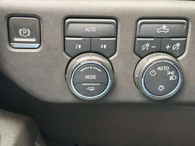 2022 Chevrolet Silverado 1500 4WD Crew Cab Standard Bed LT