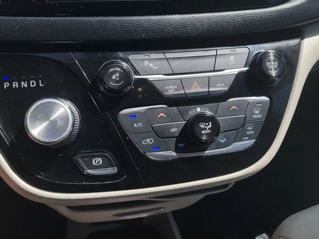 2017 Chrysler Pacifica Touring