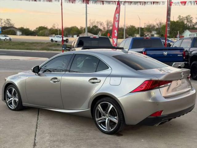 2017 Lexus IS 200t 200t