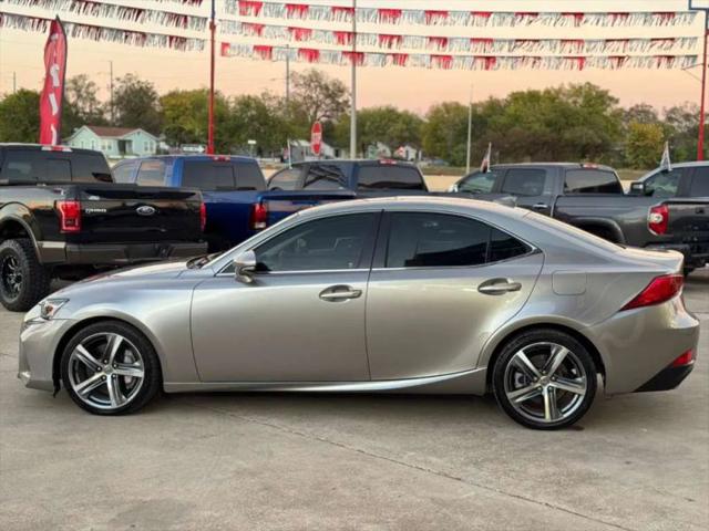 2017 Lexus IS 200t 200t