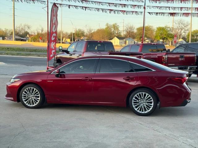 2021 Toyota Avalon Limited Hybrid