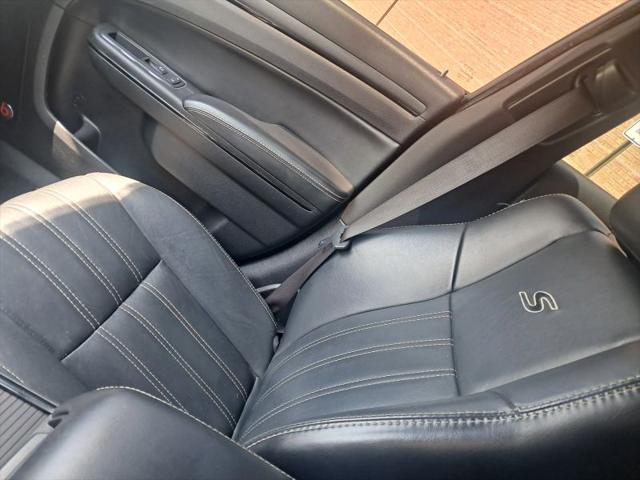 2015 Chrysler 300 300S