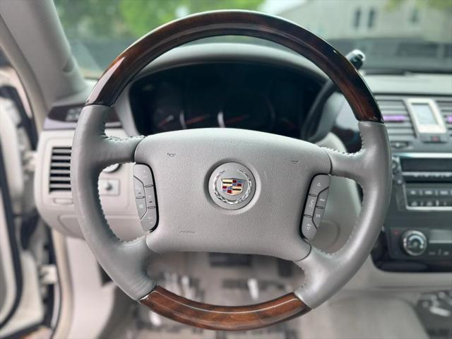 2009 Cadillac DTS 1SD