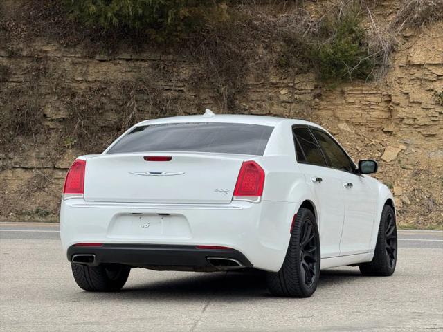 2018 Chrysler 300 Limited