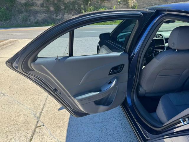 2015 Chevrolet Malibu LS