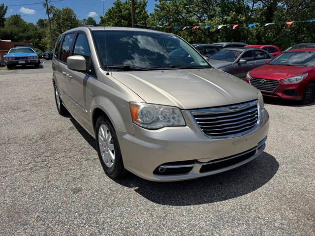 2013 Chrysler Town & Country Touring