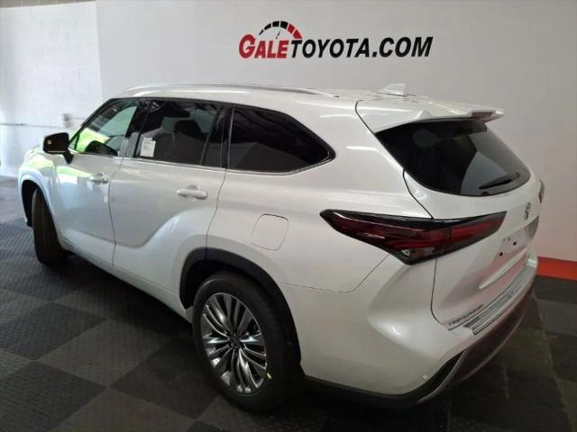 2026 Toyota Highlander Hybrid Platinum