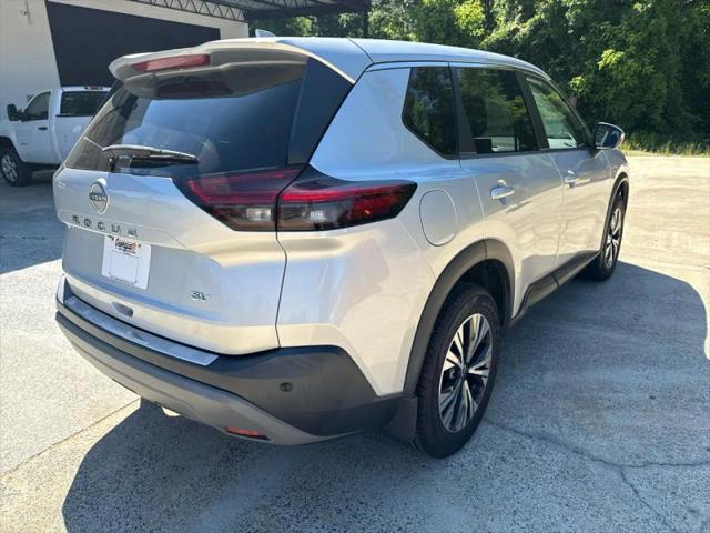 2022 Nissan Rogue SV FWD