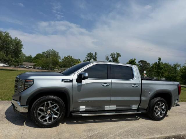 2023 GMC Sierra 1500 4WD Crew Cab Short Box SLT