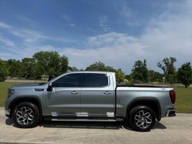 2023 GMC Sierra 1500 4WD Crew Cab Short Box SLT