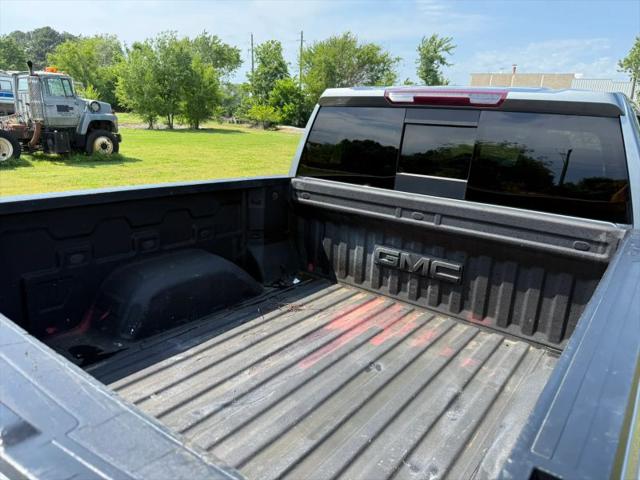 2023 GMC Sierra 1500 4WD Crew Cab Short Box SLT