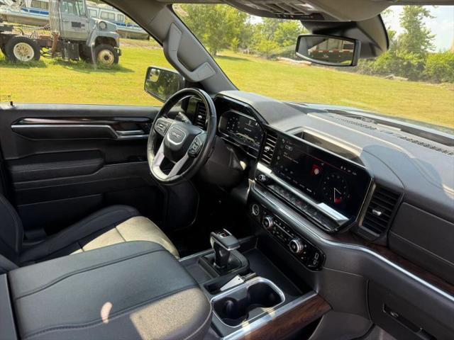 2023 GMC Sierra 1500 4WD Crew Cab Short Box SLT