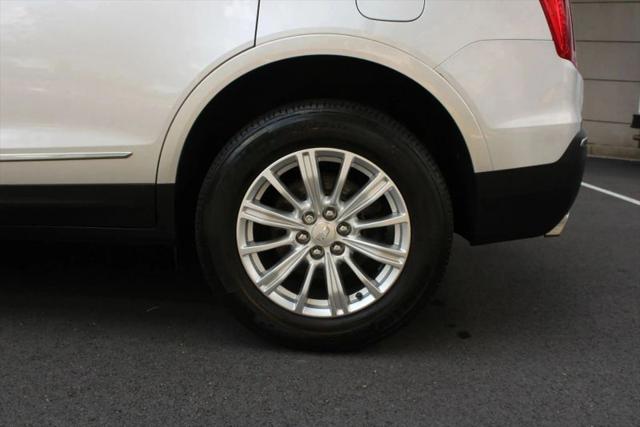 2018 Cadillac XT5 Standard