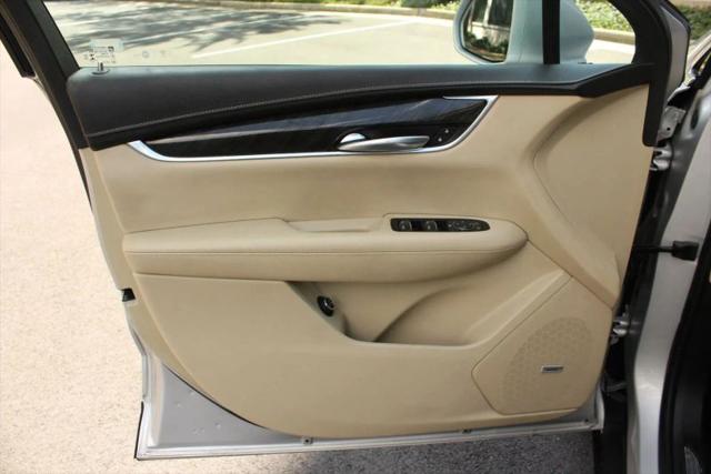 2018 Cadillac XT5 Standard