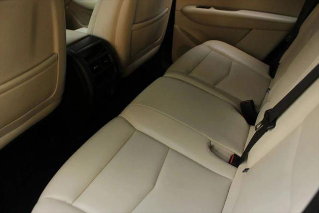 2018 Cadillac XT5 Standard